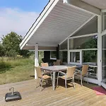 1570-aakirkeby-strandvangen-28 *