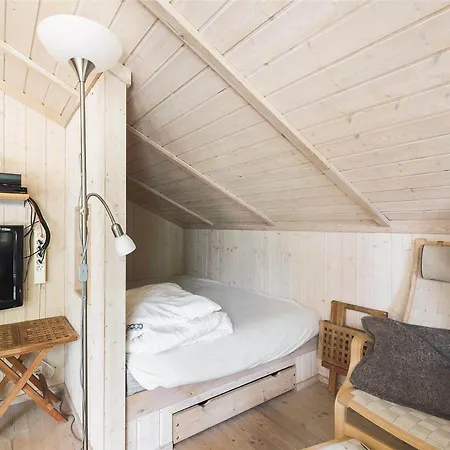 1570 Aakirkeby - Strandvangen 28 Ferienhaus