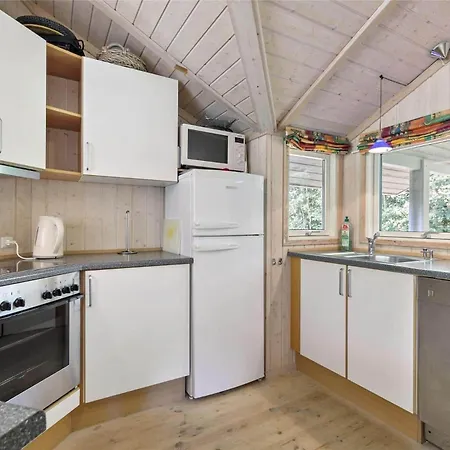 Ferienhaus 1570 Aakirkeby - Strandvangen 28 Vester Somarken